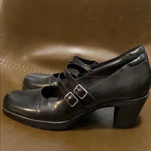 Clarks maryjane 2 strap comfort heels